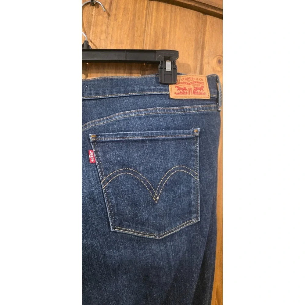 Levis levi 515